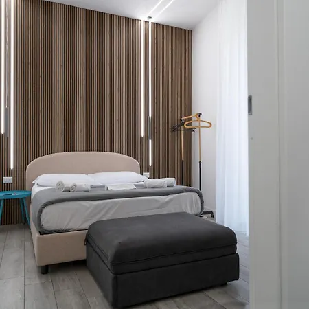 Universita 4* Nápoles