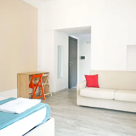 Universita Couette-café 4*