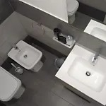 Oda ve Kahvaltı Universita 4*