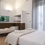 Universita 4*