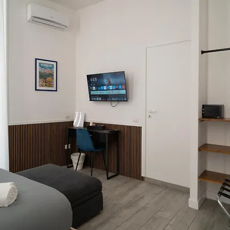 Universita Νάπολη