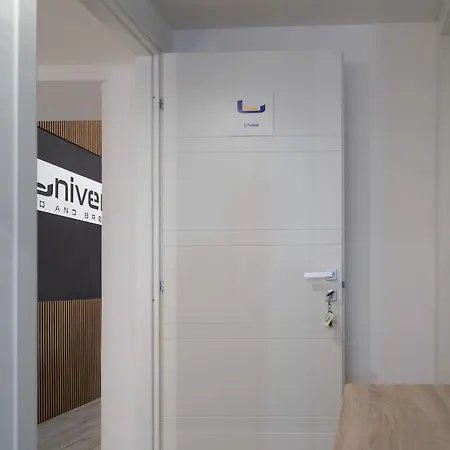 Universita Bed and Breakfast Νάπολη