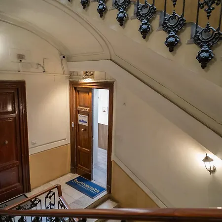 Universita Oda ve Kahvaltı