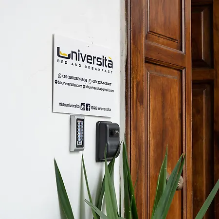 Universita Oda ve Kahvaltı