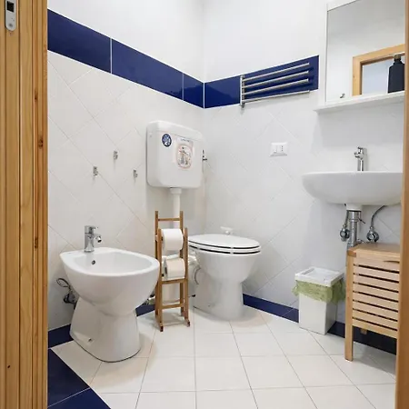 Universita 4*