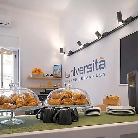 Universita Couette-café