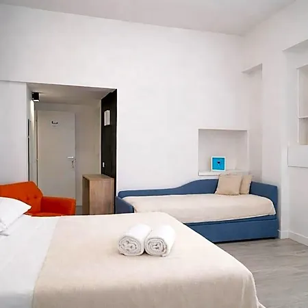 Universita Bed & Breakfast 4*