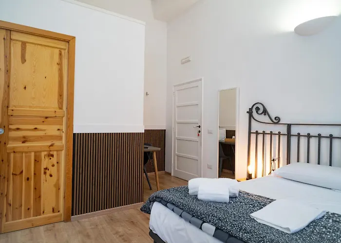 Nocleg ze śniadaniem Universita Neapol