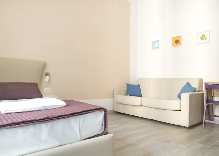 Universita 4* Neapol