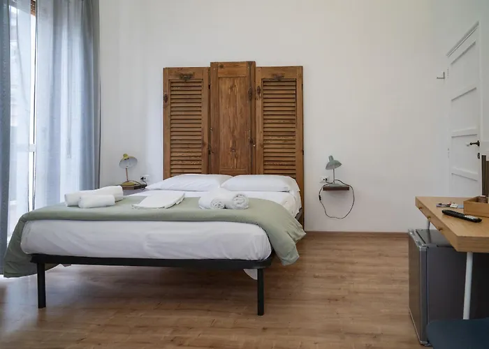 فندق مبيت وإفطار Universita 4*