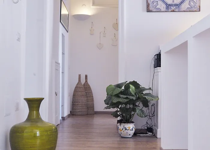 فندق مبيت وإفطار Universita نابولي